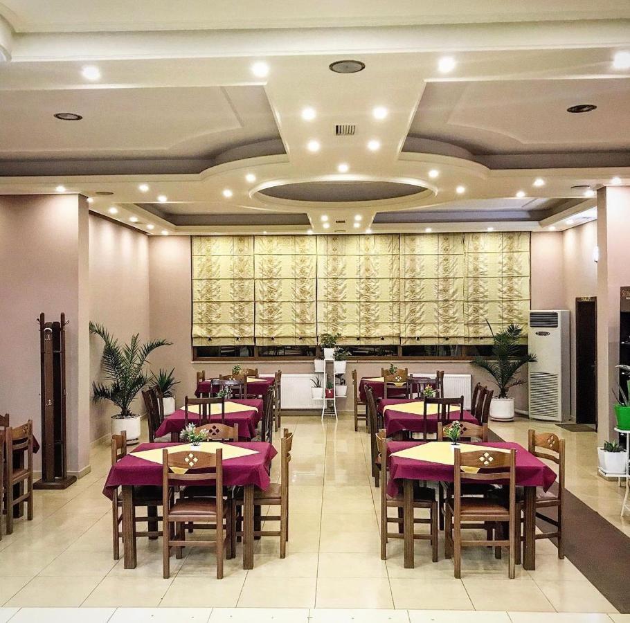 Hotel Paradise Bilisht ภายนอก รูปภาพ
